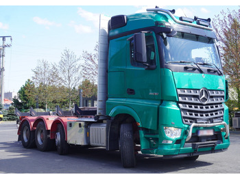 Камион со кран MERCEDES-BENZ Arocs