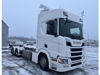 Камион со кабинска шасија SCANIA R 500