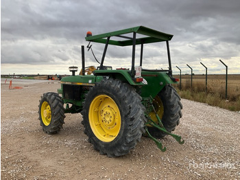 Трактор 1990 John Deere 2450 4WD Tractor: слика 3