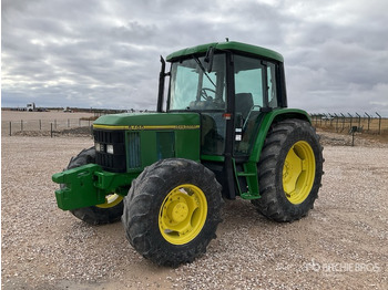 Трактор JOHN DEERE 6400