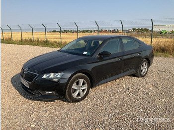 Автомобил ŠKODA