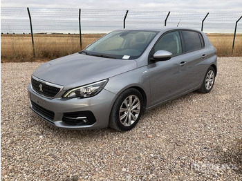 Автомобил PEUGEOT