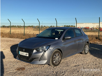 Автомобил PEUGEOT