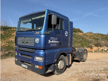 Камион влекач MAN TGA 18.390