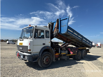 Камион со кука за подигање IVECO