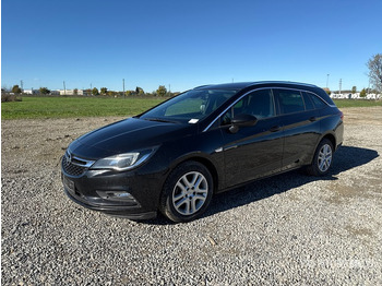 Автомобил OPEL