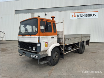 Камион со платформа VOLVO FL