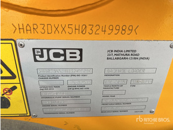 Ровокопач JCB 3DX