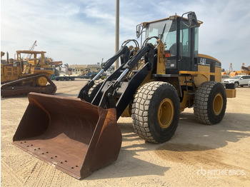 Натоварувач на тркала CATERPILLAR