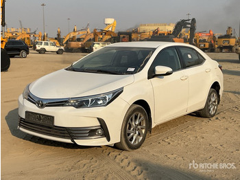 Автомобил TOYOTA
