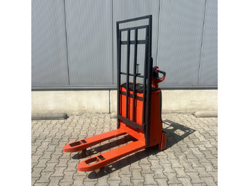Вилушкар за палети LINDE T16
