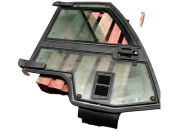 Врата и делови NISSAN