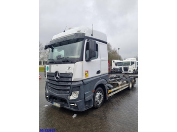 Камион со кабинска шасија MERCEDES-BENZ Actros 2542