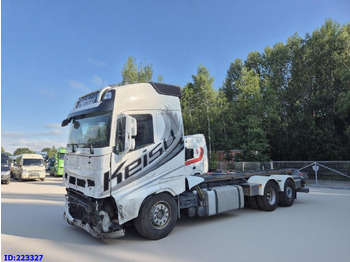 Камион со кабинска шасија VOLVO FH13