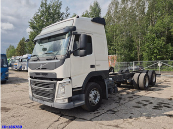 Камион со кабинска шасија VOLVO FM13 500