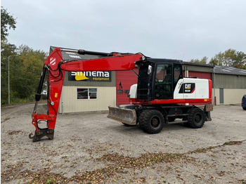 Багер на тркала CATERPILLAR M320F