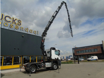 Камион со кран Mercedes-Benz Arocs 2051 + 4X4 + HIAB 302 E6 / JIB 70 X 4 + 10 EXTENTSIONS (512hours): слика 4