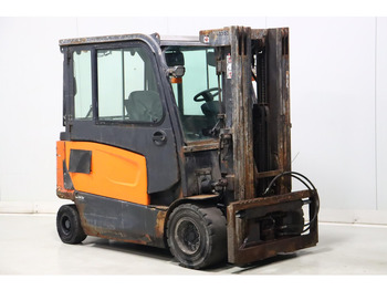 Електричен вилушкар DOOSAN