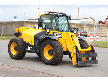 Телескопски ракувач JCB