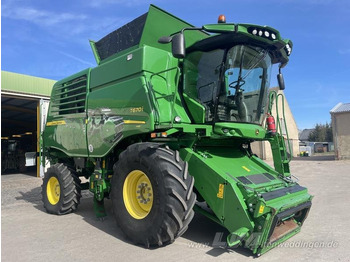 Комбајн JOHN DEERE T670
