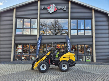 Земјоделски натоварувач