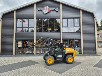 Телескопски ракувач JCB