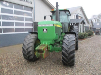 Трактор John Deere 4755 En rigtig kraftkarl med den store 7,6L motor: слика 4