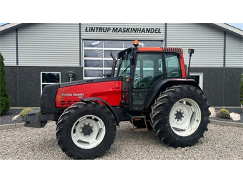 Трактор VALMET