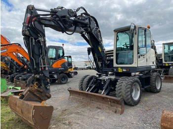 Багер на тркала TEREX