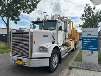 Камион со кабинска шасија FREIGHTLINER