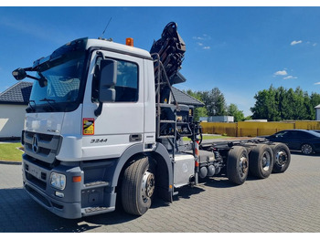 Камион со кабинска шасија MERCEDES-BENZ Actros 3244