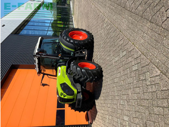 Трактор CLAAS Axos