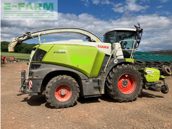 Комбајн за сточна храна CLAAS Jaguar 950