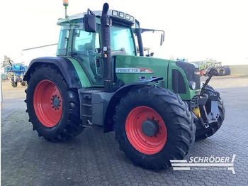 Трактор FENDT 718 Vario