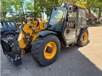 Телескопски ракувач JCB