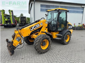 Натоварувач на тркала JCB TM220