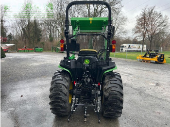 Трактор John Deere 3025e: слика 4 Трактор John Deere 3025e: слика 4