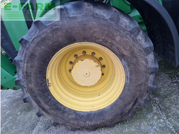 Трактор John Deere 8245 R: слика 3