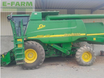 Комбајн JOHN DEERE