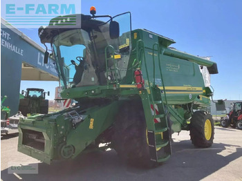 Комбајн JOHN DEERE T550