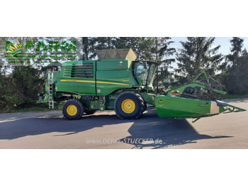 Комбајн JOHN DEERE T670
