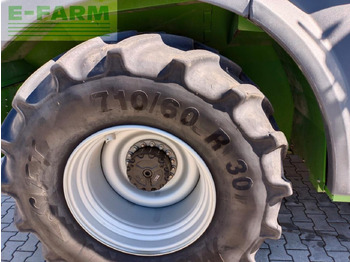 Комбајн за сточна храна KRONE