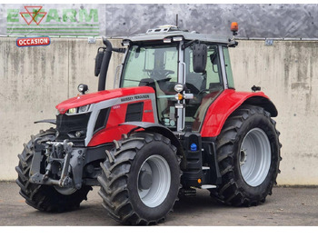 Трактор MASSEY FERGUSON 100 series