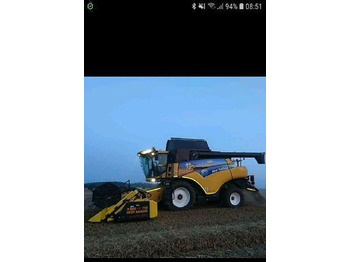 Комбајн NEW HOLLAND CR9070
