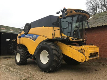 Комбајн NEW HOLLAND CX series
