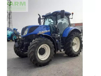 Трактор NEW HOLLAND T7