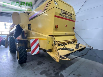 Комбајн New Holland tx 65: слика 3