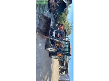 Трактор RENAULT Ares