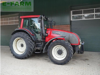Трактор VALTRA T151