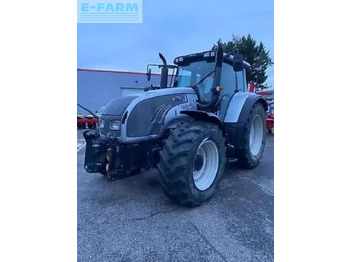 Трактор VALTRA T172